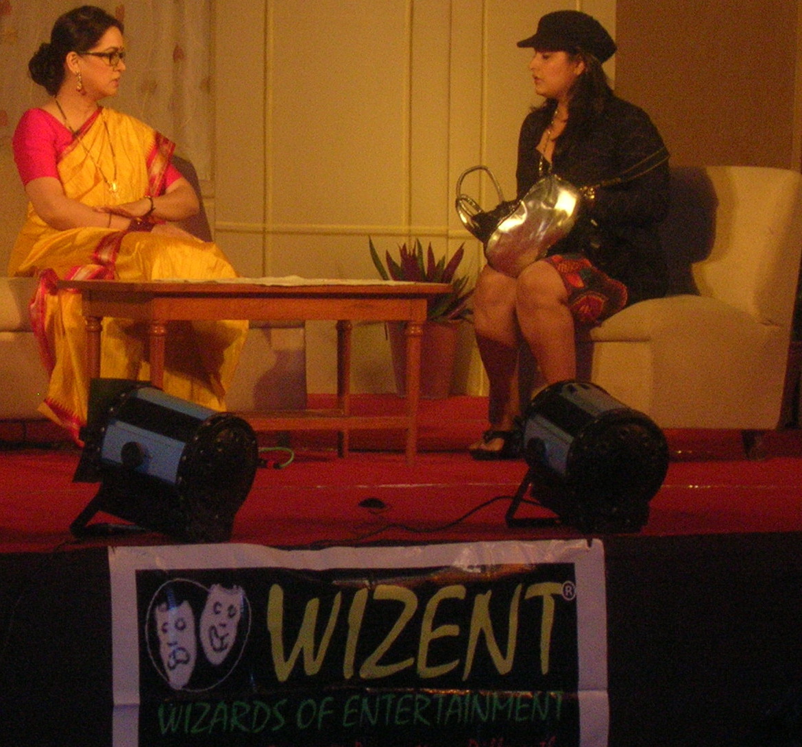 2011 JAIPUR Play with Padmini Kolhapure managed by Wizent
