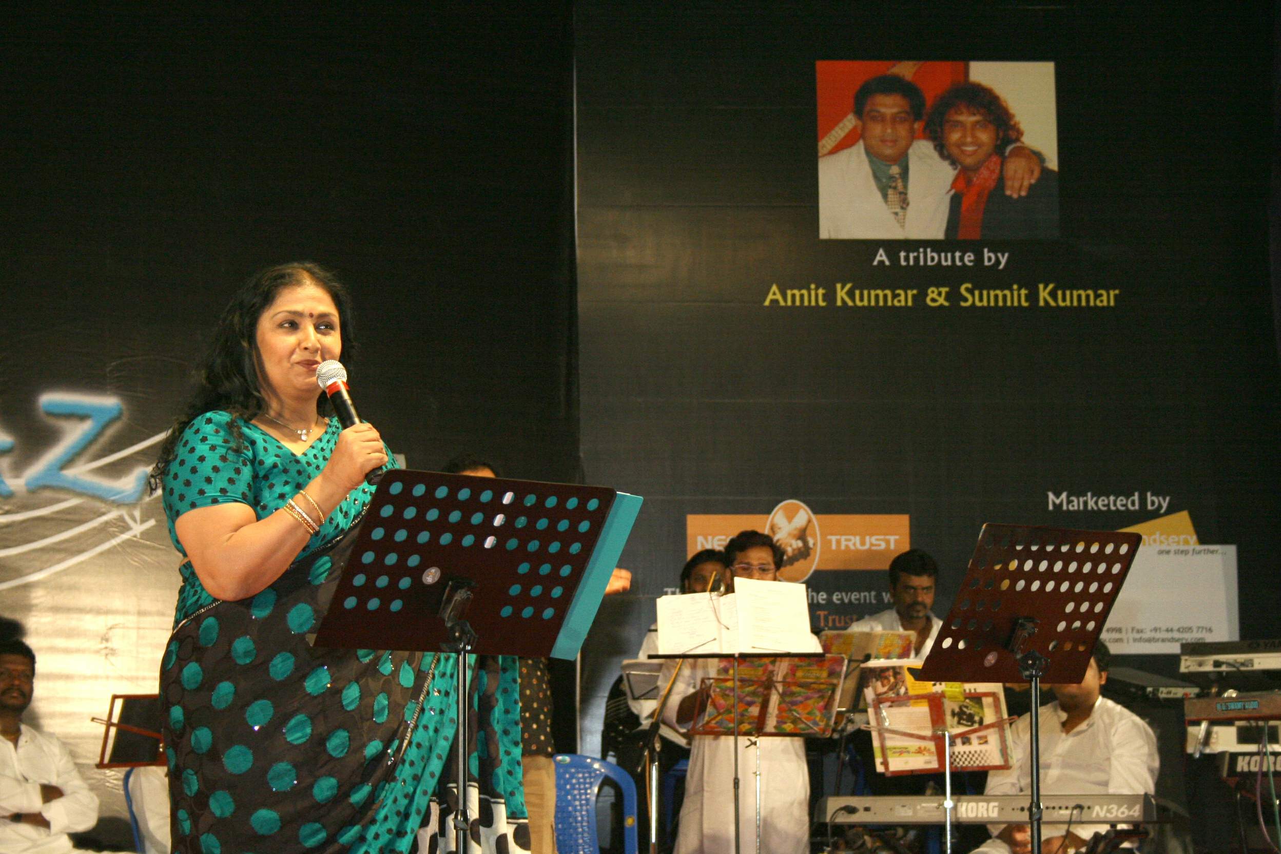 Leena Chandavarkar - FILM STAR and wife of late Kishore Kumar Singing for our Event at Chennai on 28 June 08