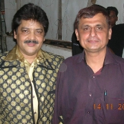 Vineet Wason with playback singer  Udit Narayan